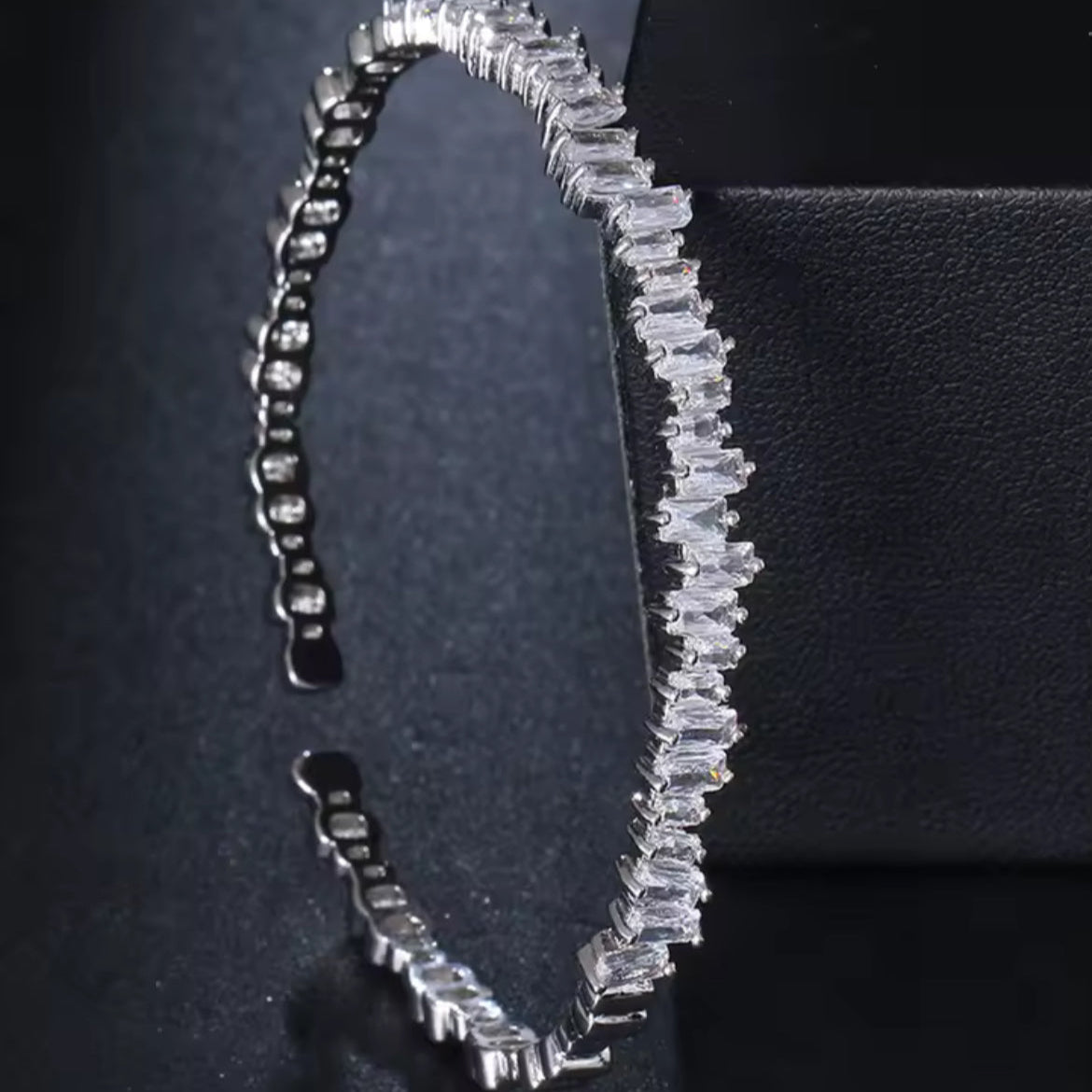 Slim Bracelet